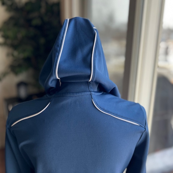 Under Armour Jacket - Picture 7 of 12